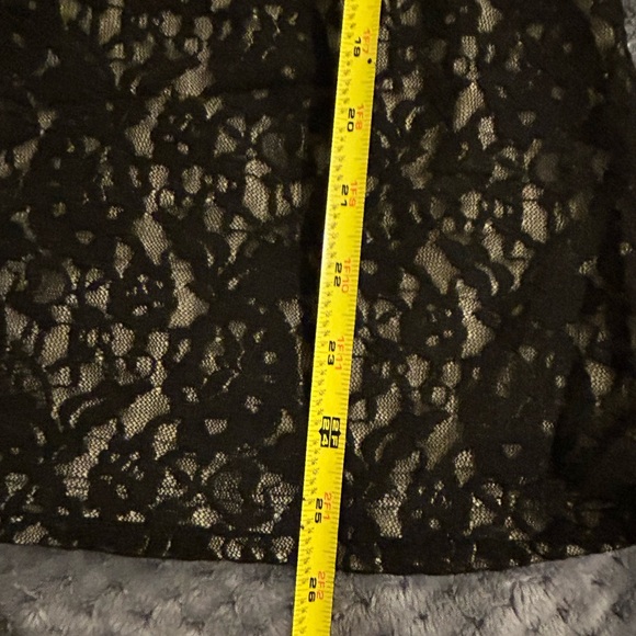 Sexy NWOT Victoria Secret Moda International Black Lace Overlay Longline Top SzM - Picture 4 of 10